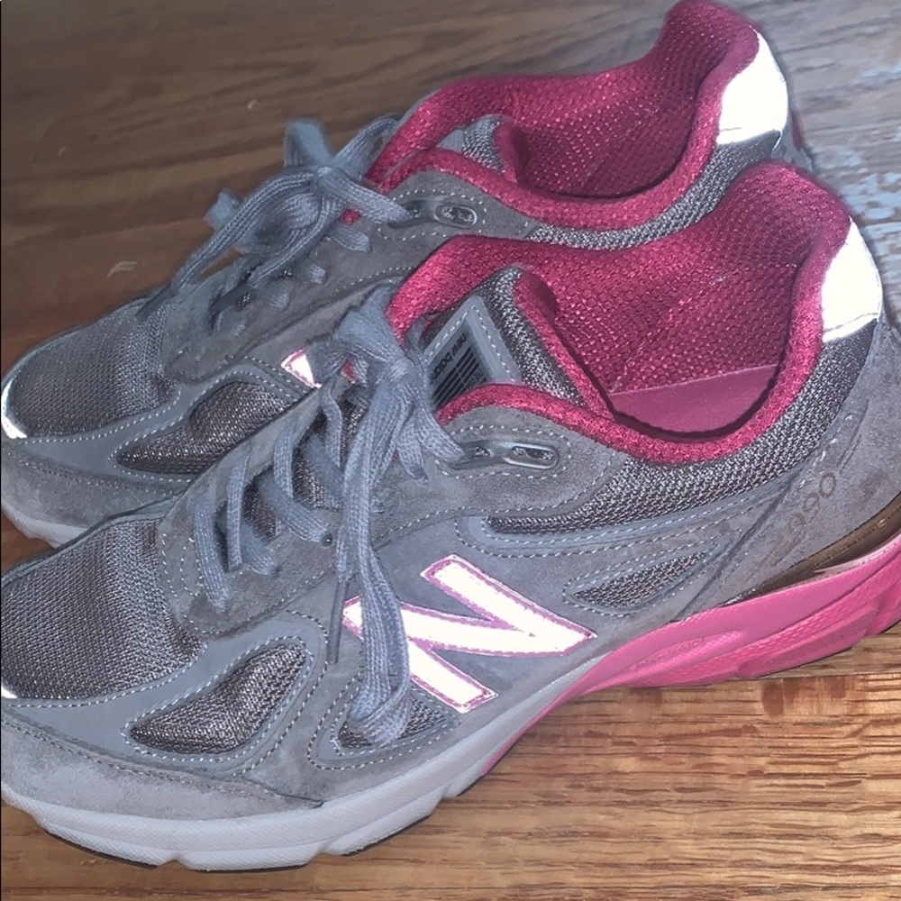 New Balance pink 990